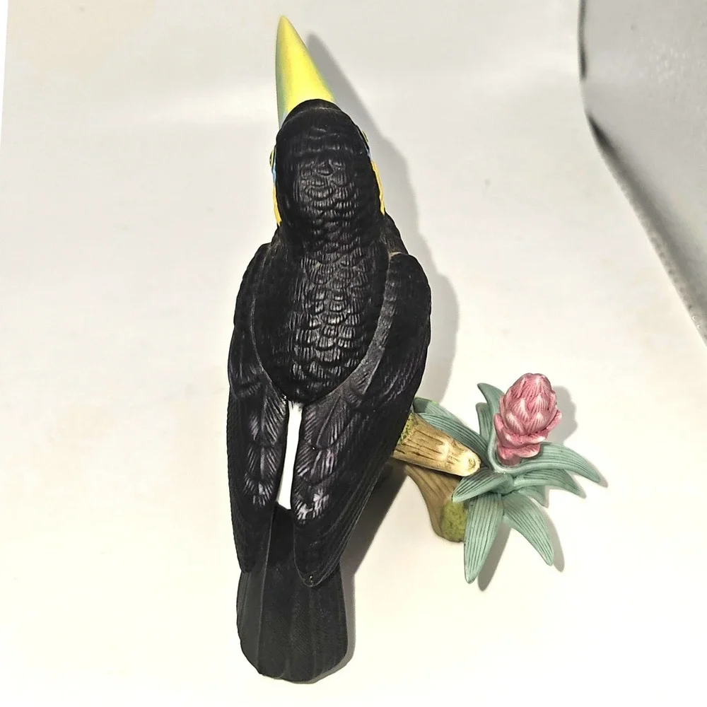 Lenox 2002 Keel-Billed‎ Toucan Bird Porcelain Figurine Tropical Rainforest Decor